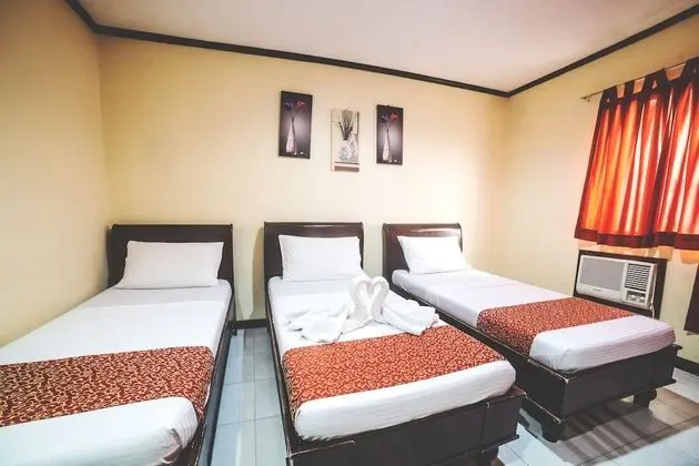 Basic Üç Kişilik Oda