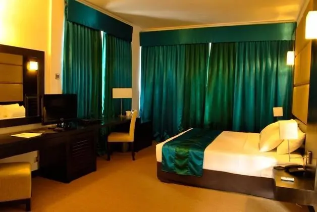 Deluxe Üç Kişilik Oda, 1 Yatak Odası, Balkon, Deniz Manzaralı