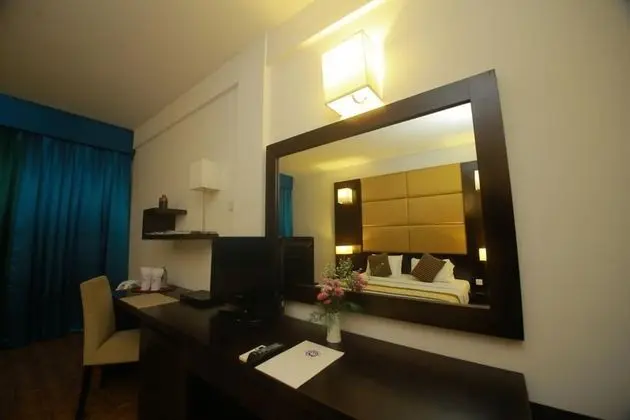 Deluxe Üç Kişilik Oda, 1 Yatak Odası, Balkon, Deniz Manzaralı