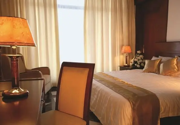 Deluxe Tek Büyük Yataklı Oda
