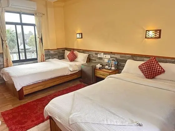 Deluxe Dört Kişilik Oda