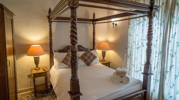 Tek Büyük Yataklı Oda (Room1)
