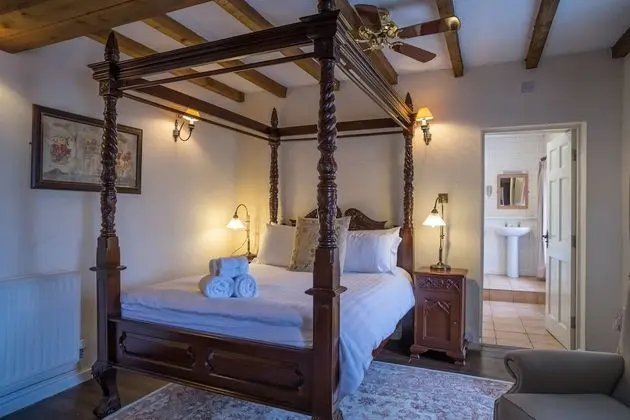 Tek Büyük Yataklı Oda (Room3)