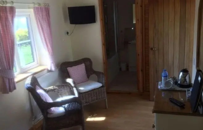 Tek Büyük Yataklı Oda, Banyolu/Duşlu, Bahçe Manzaralı