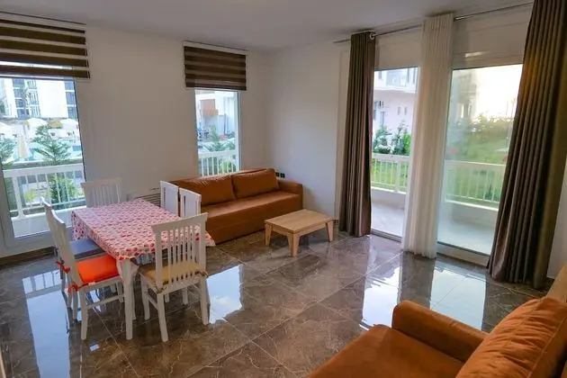 Dört Kişilik Oda, Kısmi Deniz Manzaralı