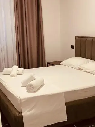 Dört Kişilik Oda, Kısmi Deniz Manzaralı