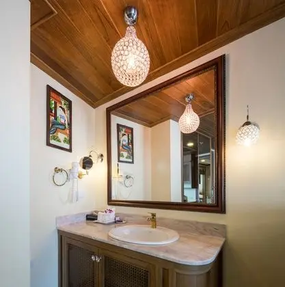 Grand Peak Pangniman Room