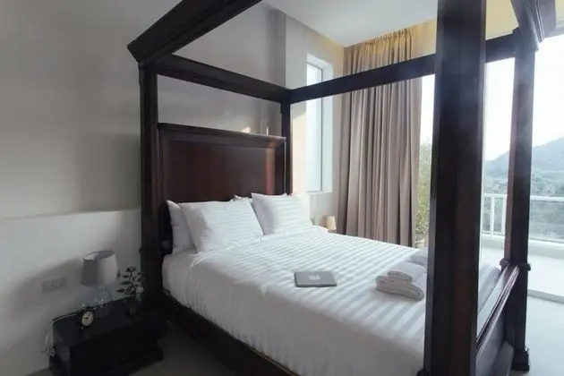 3 Bedroom Condo