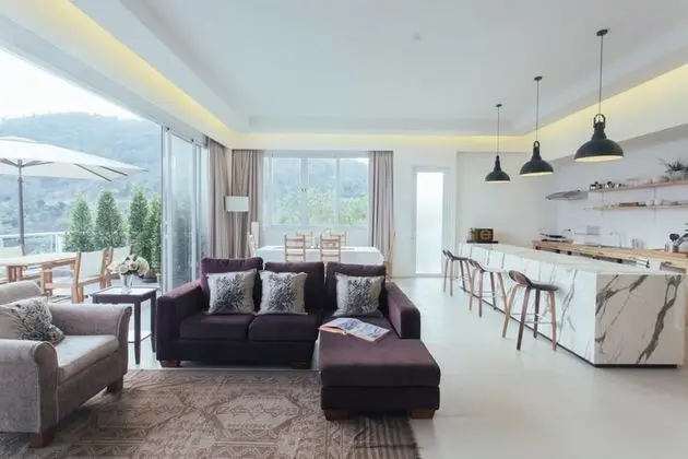 3 Bedroom Condo