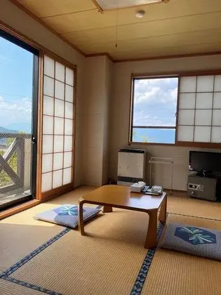 Traditional Oda (Japanese Style, for 4 People)