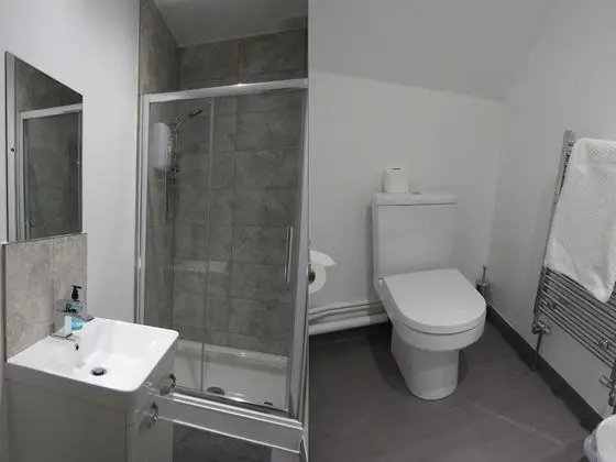 Comfort Tek Büyük Yataklı Oda, Banyolu/Duşlu