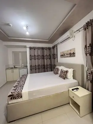 Deluxe Tek Büyük Yataklı Oda, 1 Büyük (Queen) Boy Yatak