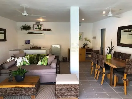 Deluxe Villa (Aloha)