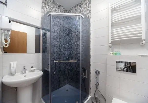 Deluxe Tek Büyük veya İki Ayrı Yataklı Oda