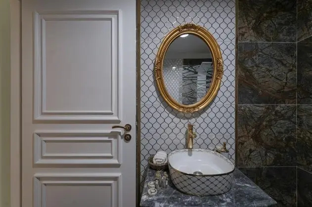 Junior Suite, Şehir veya Dağ Manzaralı, Balkonlu