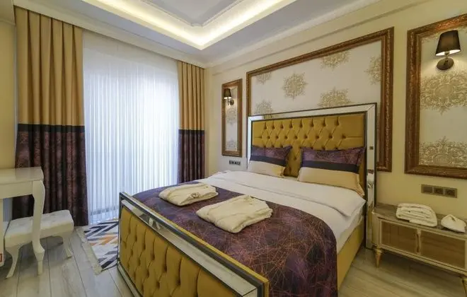 Queen Suite, Şehir veya Dağ Manzaralı, Balkonlu