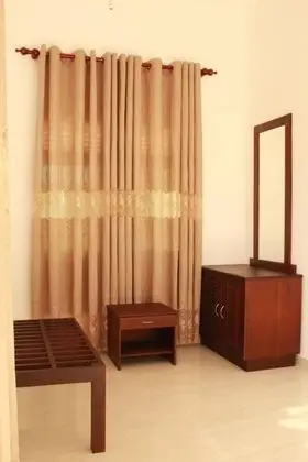 Comfort Tek Büyük Yataklı Oda, Sigara İçilmez, Bahçe Manzaralı