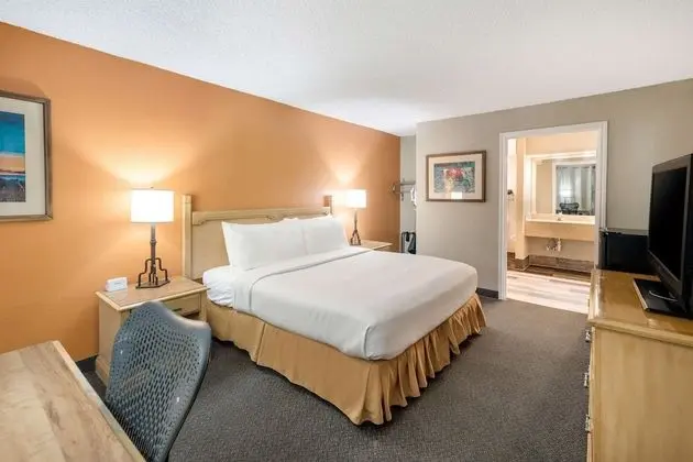 Standard Oda, 1 En Büyük (King) Boy Yatak, Engellilere Uygun, Sigara İçilmez