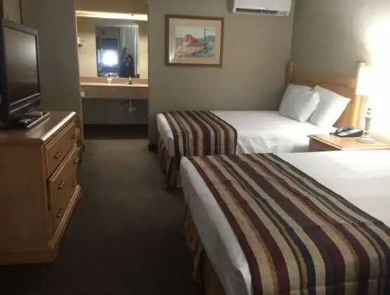 Standard Oda, 2 Büyük (Queen) Boy Yatak, Sigara İçilmez