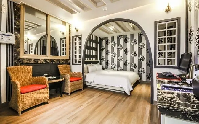 Oda (Deluxe (Netflix))