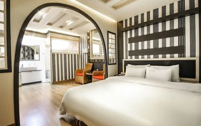 Oda (Deluxe (Netflix))