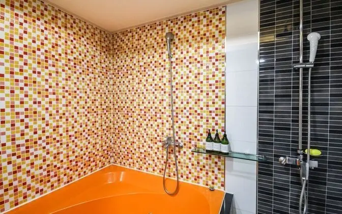 Oda (Deluxe (Netflix))