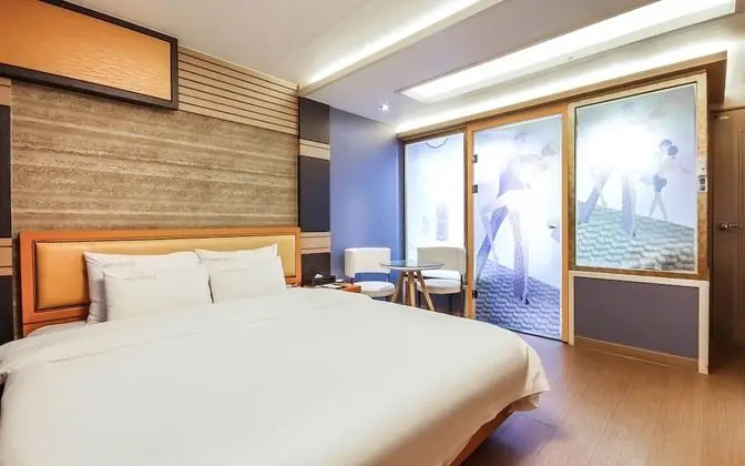 Oda (Standard (Netflix))