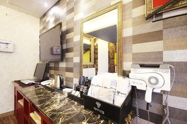 Oda (Standard (Netflix))