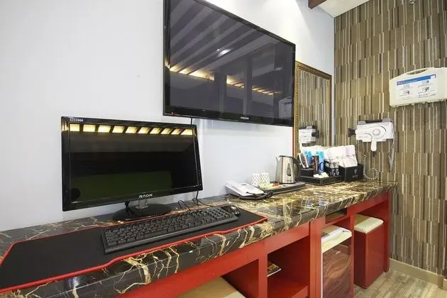 Oda (Standard (Netflix))