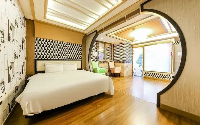 Oda (VIP (Large King Ondol Netflix availab)