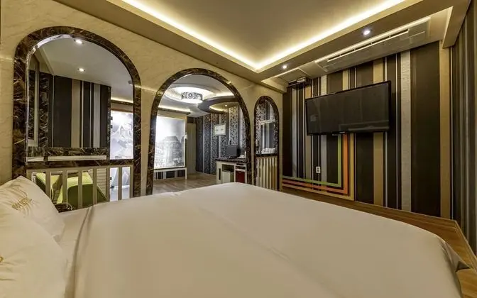 Oda (VIP (Large King Ondol Netflix availab)