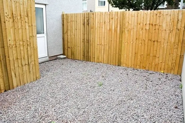 Apart Daire (With Courtyard)