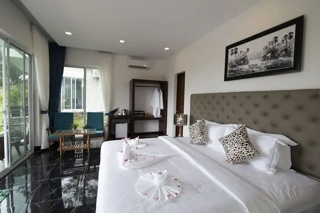Deluxe Bungalov, 1 En Büyük (King) Boy Yatak, Kişiye Özel Havuzlu, Bahçe Manzaralı