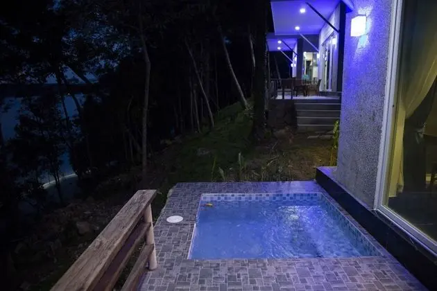 Deluxe Bungalov, 1 En Büyük (King) Boy Yatak, Kişiye Özel Havuzlu, Bahçe Manzaralı