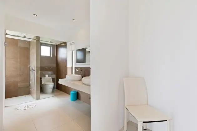 5-Bedroom Pool Villa