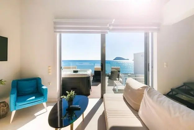 Apart Daire, 2 Yatak Odası, Deniz Manzaralı