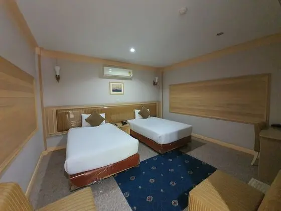 Superior Zone Resort
