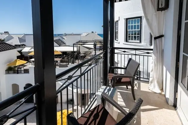 Standard Oda, 1 En Büyük (King) Boy Yatak, Havuz Manzaralı (Pool View Guest Room)