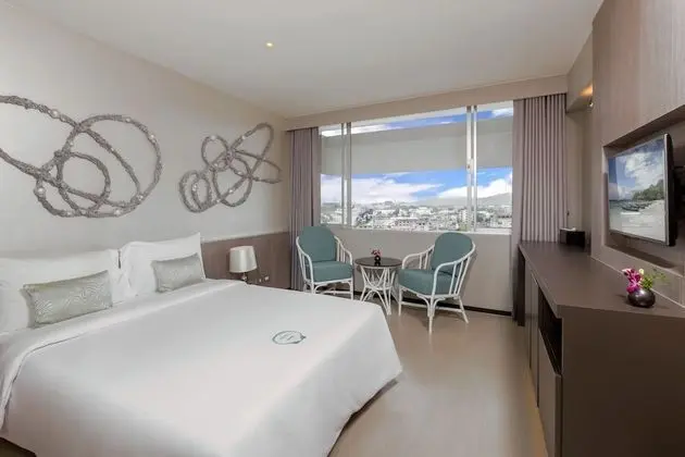Premium Deluxe Twin Room