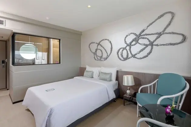 Premium Deluxe Twin Room
