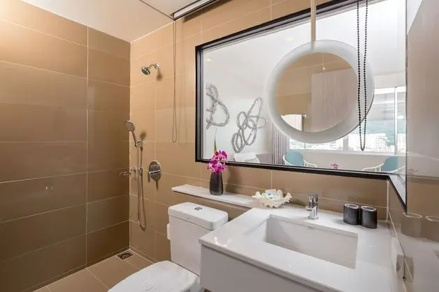 Premium Deluxe Twin Room