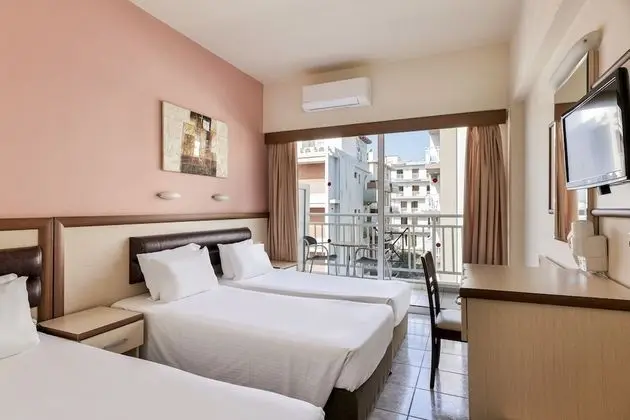 Üç Kişilik Oda (2 adults + 1 child)