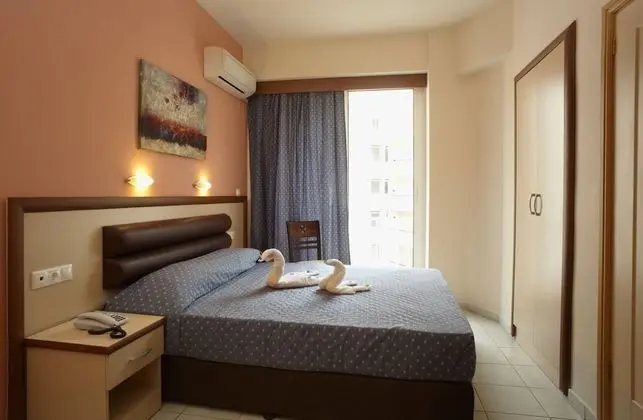 Üç Kişilik Oda (2 adults + 1 child)