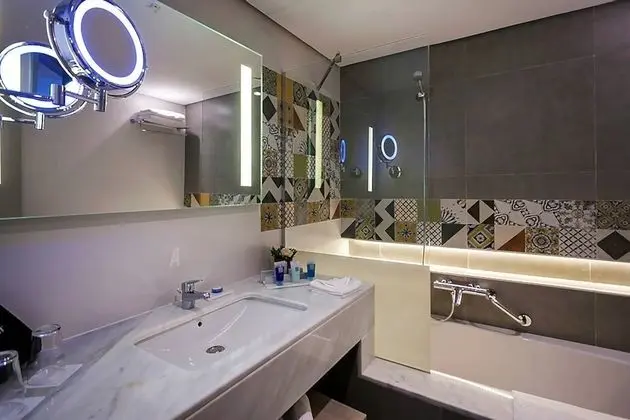 Standard Oda, 1 En Büyük (King) Boy Yatak ve Çekyat, Şehir Manzaralı