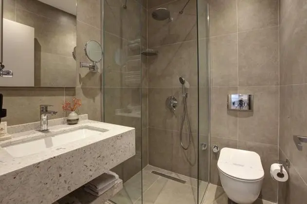 Corner Room, Sokak Manzaralı, Klimalı