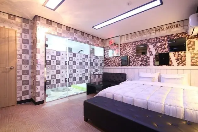 Oda (Special Room (Netflix))