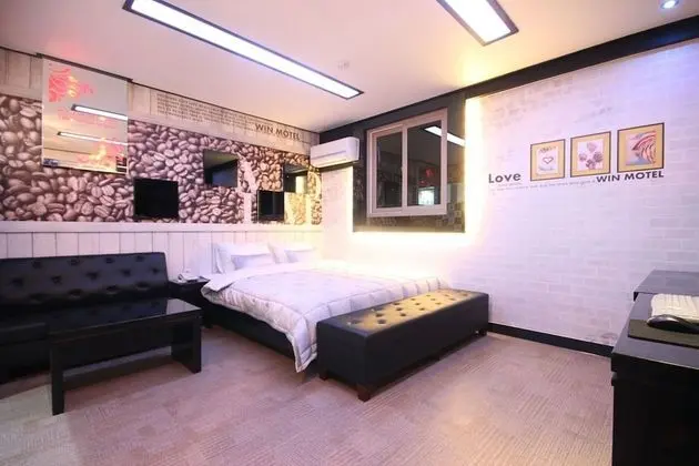 Oda (Special Room (Netflix))