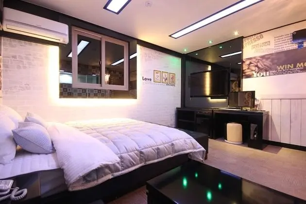 Oda (Special Room (Netflix))