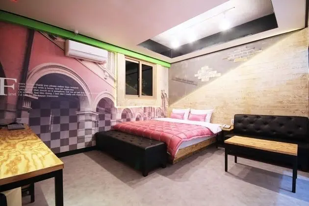 Oda (Special Room (Netflix))