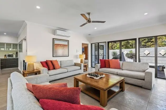 Superior Villa, 3 Yatak Odası, Kişiye Özel Havuzlu